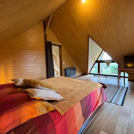 Atelier, Cosy Et Moderne & Terrasse Avec Jacuzzi アパート Soucelles