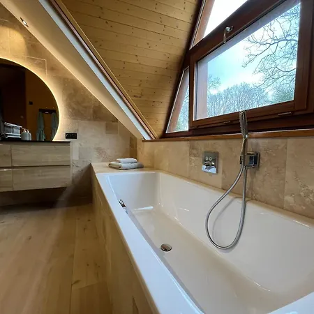 Atelier, Cosy Et Moderne & Terrasse Avec Jacuzzi アパート Soucelles
