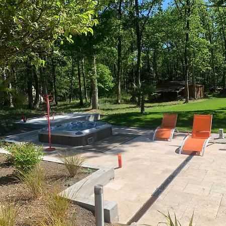 Atelier, Cosy Et Moderne & Terrasse Avec Jacuzzi Lägenhet Soucelles